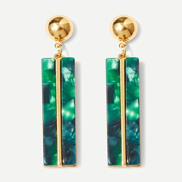 Elegant Emerald Marble Earrings - Picture 2 of 8